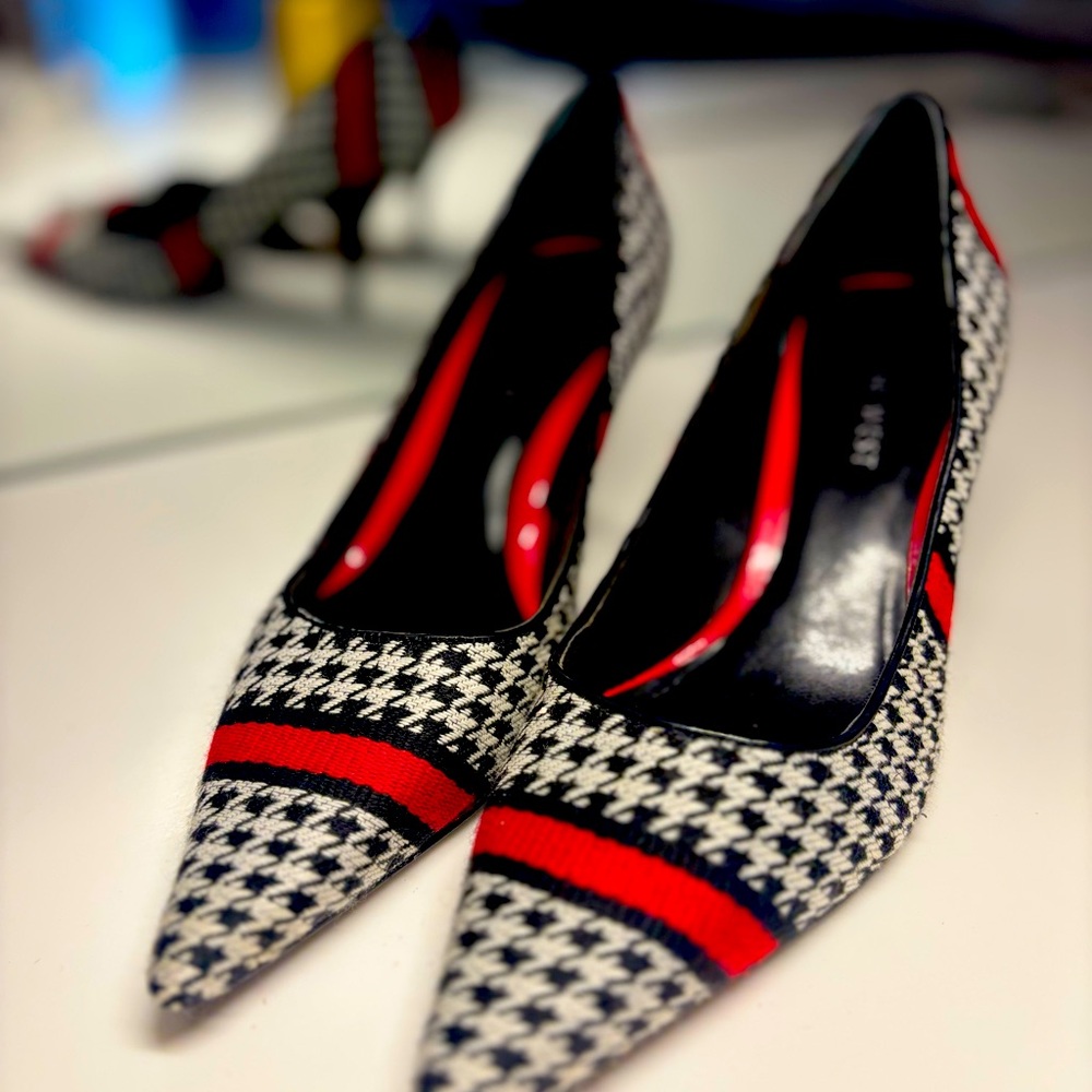 Sporty Houndstooth Women's Heels